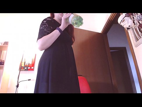 ❤️ Pokorna sužnja, ki obožuje umazane in sočne spodnjice, je po ogledu tega videa prisiljena masturbirati! ❤❌ Trdi porniči na sl.yespornpics.ru ❌️